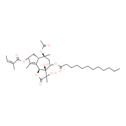ChemSpider 2D Image | (3S,3aR,4S,6S,6aS,8R,9bS)-6-Acetoxy-3,3a-dihydroxy-3,6,9-trimethyl-8-{[(2Z)-2-methyl-2-butenoyl]oxy}-2-oxo-2,3,3a,4,5,6,6a,7,8,9b-decahydroazuleno[4,5-b]furan-4-yl laurate | C34H52O10